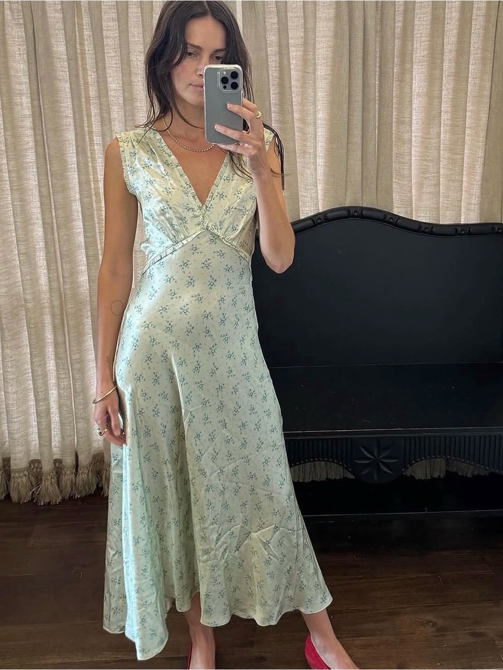 ISO doen tahlia dress